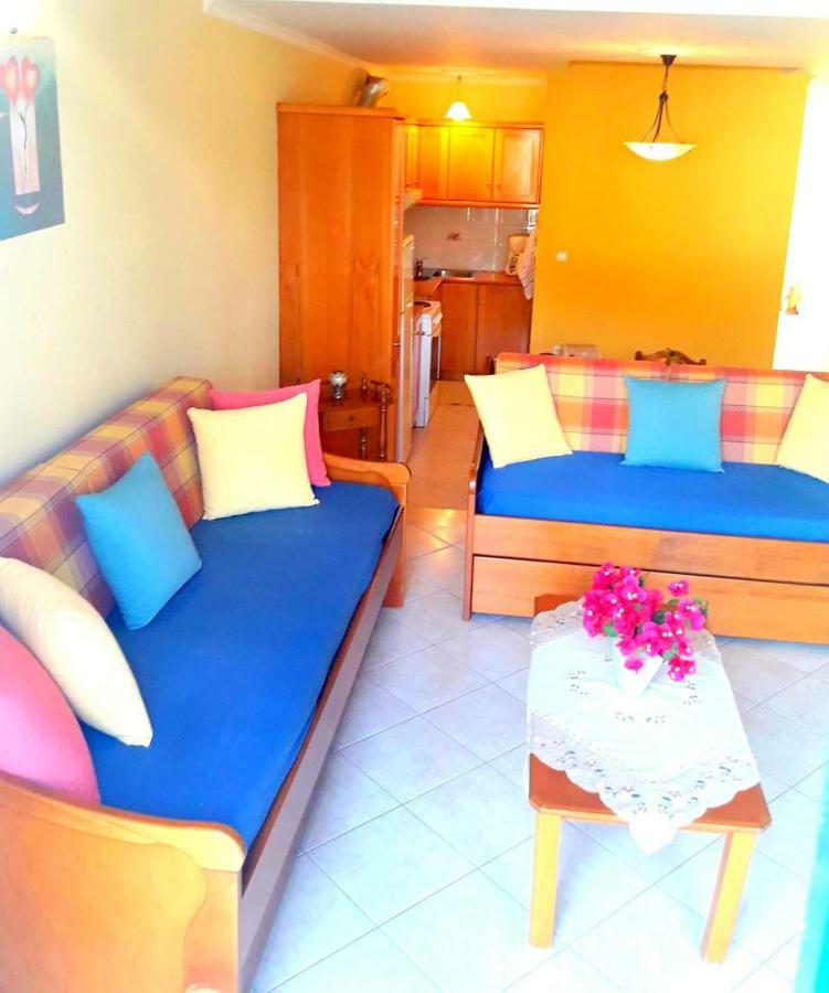 Para Thin Alos Apartment Vathy  Buitenkant foto