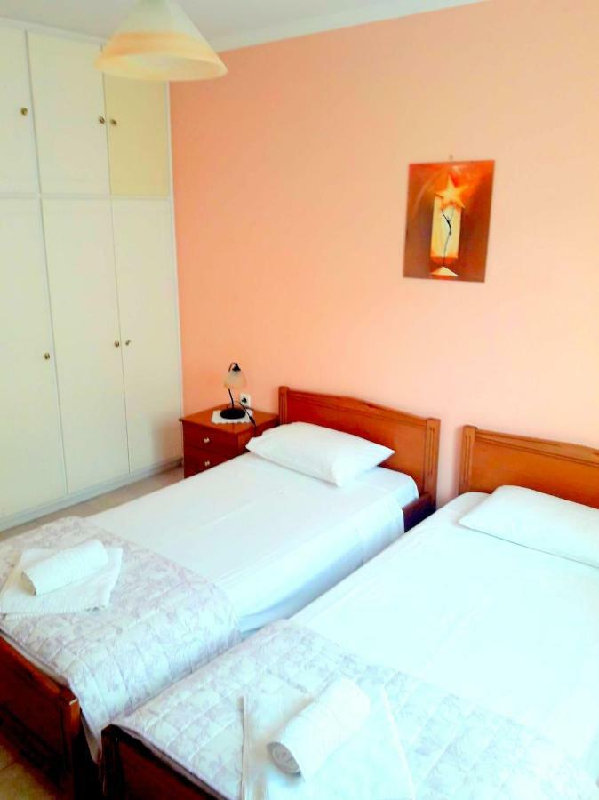 Para Thin Alos Apartment Vathy  Buitenkant foto