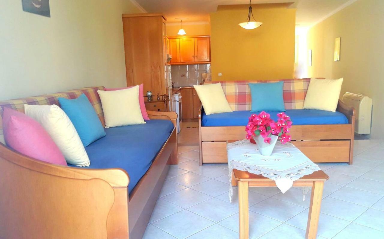 Para Thin Alos Apartment Vathy  Buitenkant foto